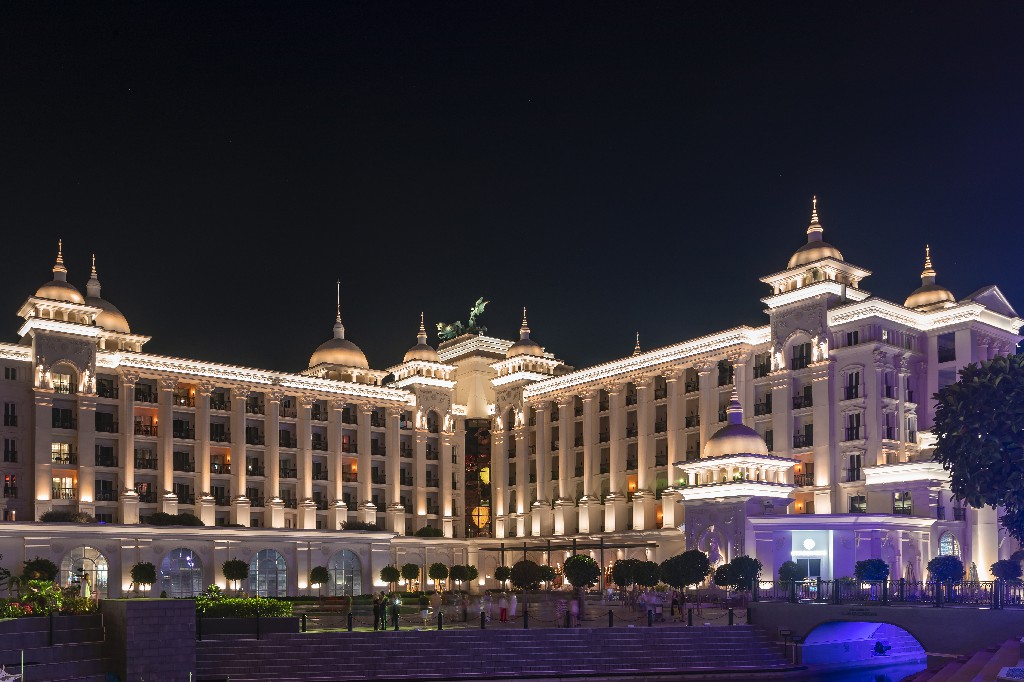 General-View-Night1