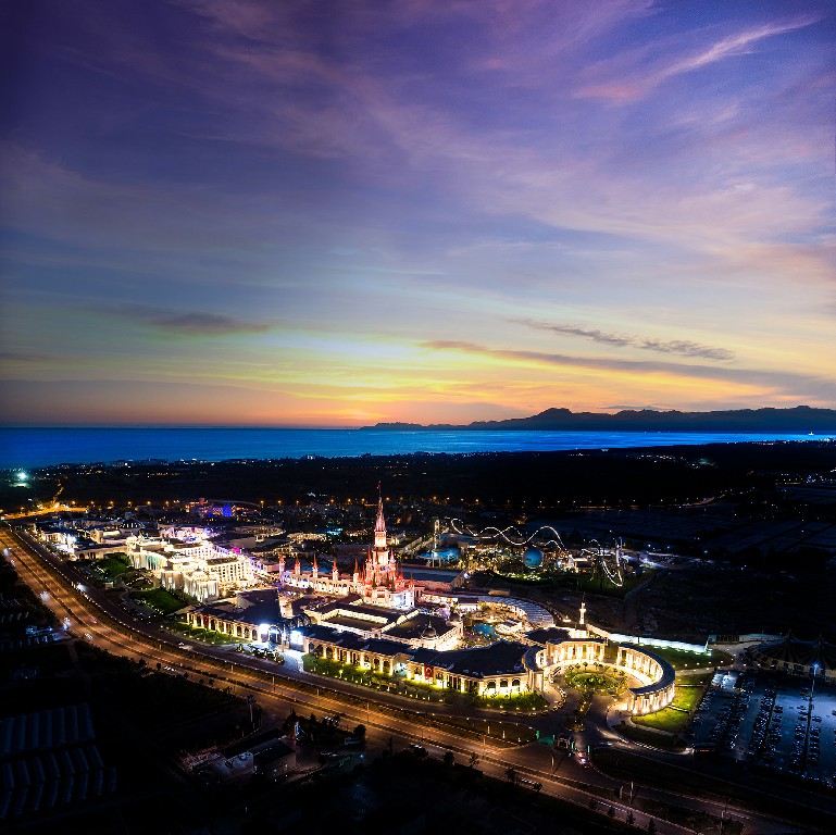 Kingdom_Hotel1