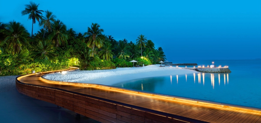 ayada_maldivs-4-1024x485
